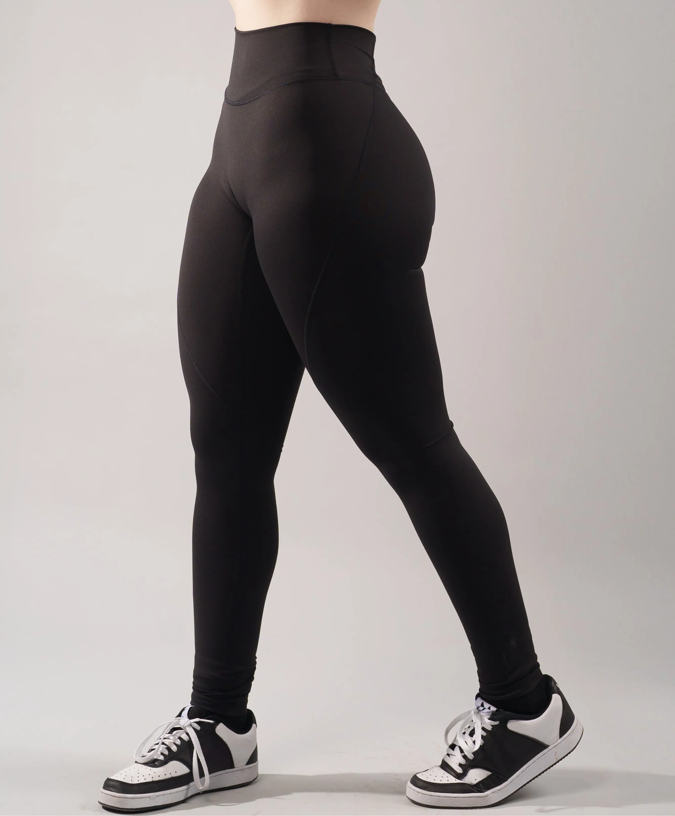 EKKO WMNS Core Set Leggings and Sports Bra