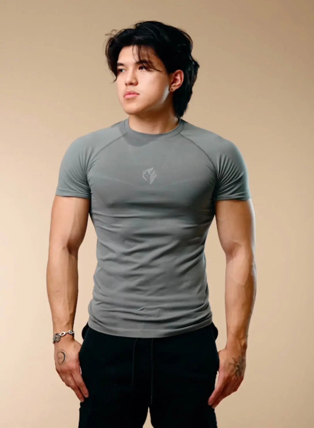 EVO Men's Seamless Compression Shirt - ekkovision
